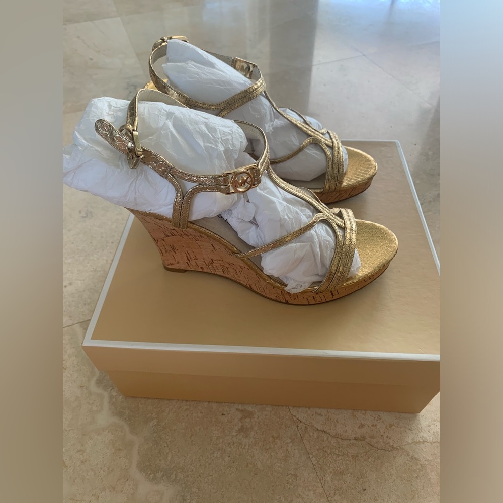 Michael Kors Gold Wedge Sandals New No Box